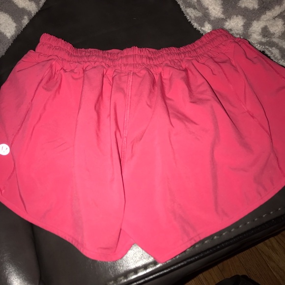 Lululemon - Picture 3 of 12